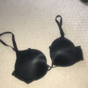 Victoria’s Secret Black Bombshell Bra